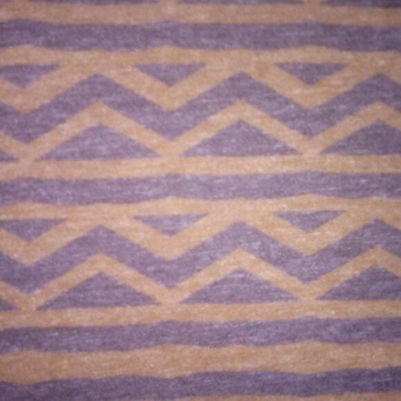 LULAROE women's x-small brown & blue hi low tribal printed t-shirt - Picture 6 of 6